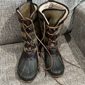 Tory Burch snow boots
